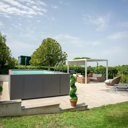 Villa Castelli Romani Con Piscina & Giardino Privato, 8 Ospiti Rome